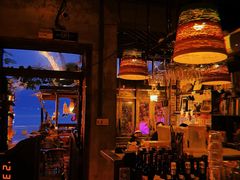 -城墙外BAR