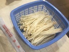 -渝君重庆火锅(嘉宾路店)