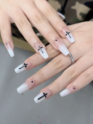 -芊冉•美甲美睫纹绣