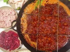 特色红汤-岗上渣渣老火锅(两路口店)