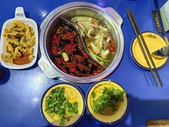 -马路边边火锅串串(观前街店)