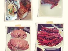 -荣誉国际酒店-云顶旋转餐厅