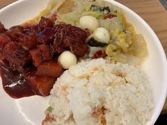 -同济大学本部学苑饮食广场