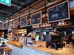 -Common Table · Brunch & Coffee