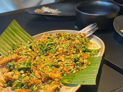 洱海手撕海鲈鱼-Ameigo梅果·云贵川bistro(长宁来福士店)