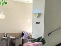 -必胜客(大坪英利店)