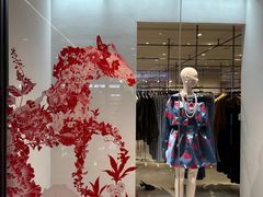 -URBAN REVIVO(欢乐海岸购物中心店)