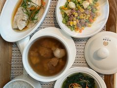 -臻儿屿月子会所(茶山店)