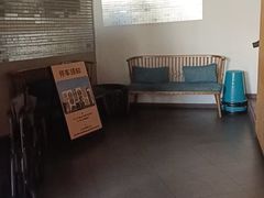 -莲餐厅·湖北菜·潜江小龙虾店(愚园路店)