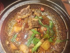 -魏铭鱼头捞饭(晋阳路店)