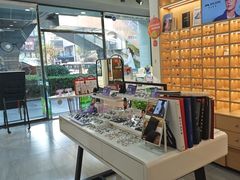 -一代眼镜(浦东大拇指广场店)