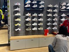 -NIKE品牌体验店(南京东路店)
