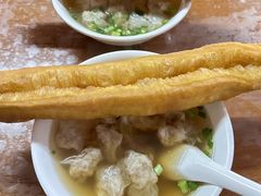 -张阿三馄饨店