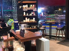 零售区-星巴克(南宁百货文化宫店)