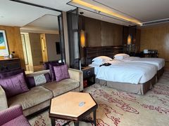 -中山利和希尔顿酒店