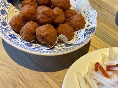 干炸丸子-左邻右舍褡裢火烧(石榴园店)
