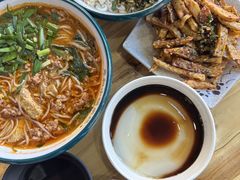 -青和小锅米线(翠湖店)