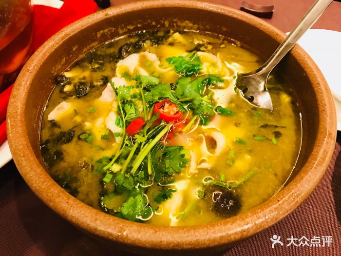 品川(桃江店)酸菜桂鱼图片 - 第1张