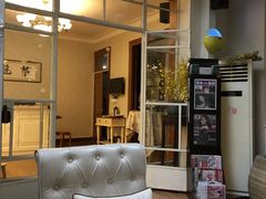 -燕庭·纯燕窝·甜品下午茶(南京西路店)