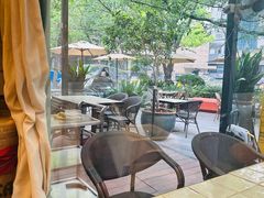 -玛格萝妮比萨屋(四平店)