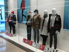 -优衣库(沈阳奥体万达广场店)