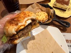 -必胜客(欢乐颂店)