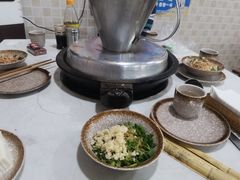 -谭记石锅鱼府(三道堰店)