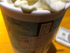 -茶颜悦色(嘉顿一楼吉时赏味游园会店)