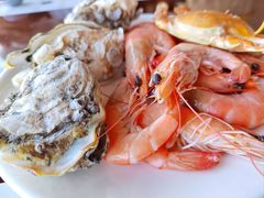 -荣誉国际酒店-云顶旋转餐厅