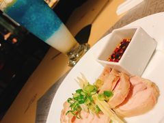 -穹六人间 people 6(岳阳路店)