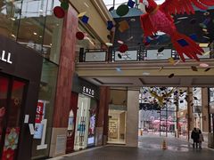 -泡泡玛特POPMART(蓝色港湾店)