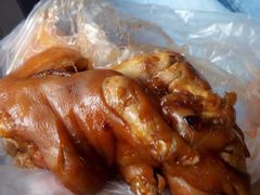 猪蹄-土门八珍烤鸡腊味店(土门老店)