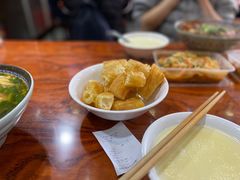 -铁朋小锅米线(金星店)
