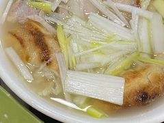 -金卯白肉罩火烧