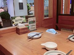 -云海肴·汽锅鸡·云南菜(天山百盛优客店)