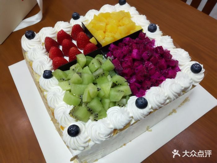 31cake电商蛋糕(中原路总店)百果甜心蛋糕图片