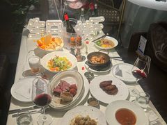 -MONICH牛排融合餐厅(和义大道购物中心店)