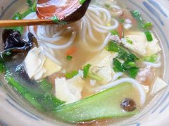 牛肉米线-云上千禾(水上店)