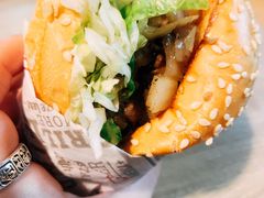 -The Habit Burger Grill 哈比特汉堡(复兴soho店)