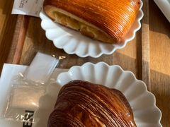 -VERIE BAKEHOUSE