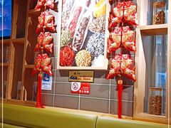 -风光老灶麻辣香锅(大成路翠微百货店)