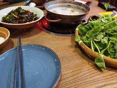 -吃饭皇帝大土家民族菜(正大广场店)