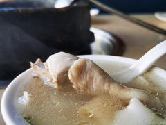 墨脱石锅椰子鸡-墨脱石锅椰子鸡•香草鸭•东山羊(大东海店)