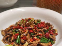 -辛香味烧鱼馆·非遗技艺·排骨红烧肉(光谷医药园店)