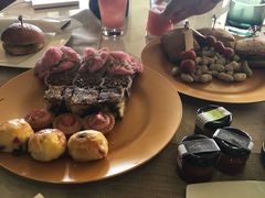 -Samabe Cave Dining