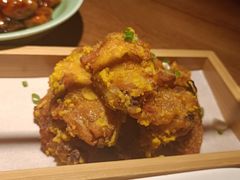 棒棒的蛋黄鸡翅-弄堂里·寻味杭州(湖滨银泰in77C区店)