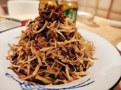 东北家常凉菜-老江南春·中国龙菜(衡山路店)