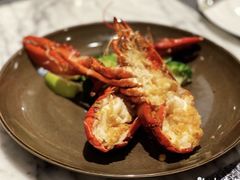 -三亚亚龙湾瑞吉酒店·宴悦Driftwood·游水海鲜·牛排·草坪·私人定制