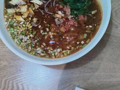 -三好食堂(煎饺·馄饨·肉饼米线·盛世广场店)