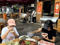 -大众跷脚牛肉馆·非遗传承单位(峨眉山店)